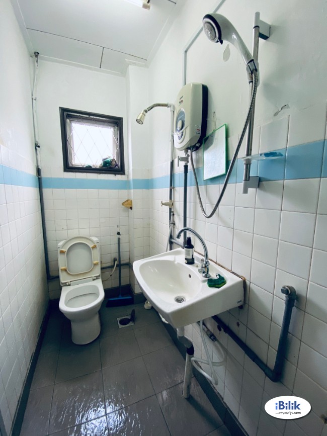 Zero Deposit !~ Middle Room at SS7, Kelana Jaya Near Paradigm Mall - Image 3