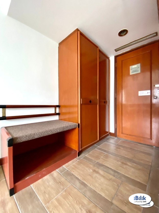 comfy Spacious Master Room at Chow Kit - ( Menara UOB - Menara Prestige - Menara TA One ) - Image 2