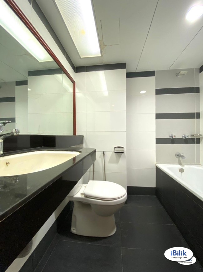 Master Super Spacious Room at Chow Kit - ( Wisma FGV - Plaza GM - Menara UOB ) - Image 3