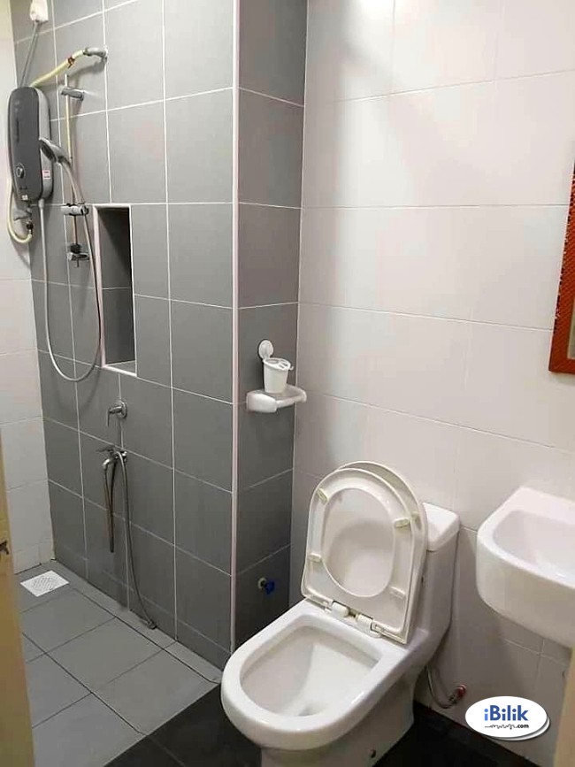 cushy 1 Month Deposit Only!! Can be walking LRT Station !! - Image 3