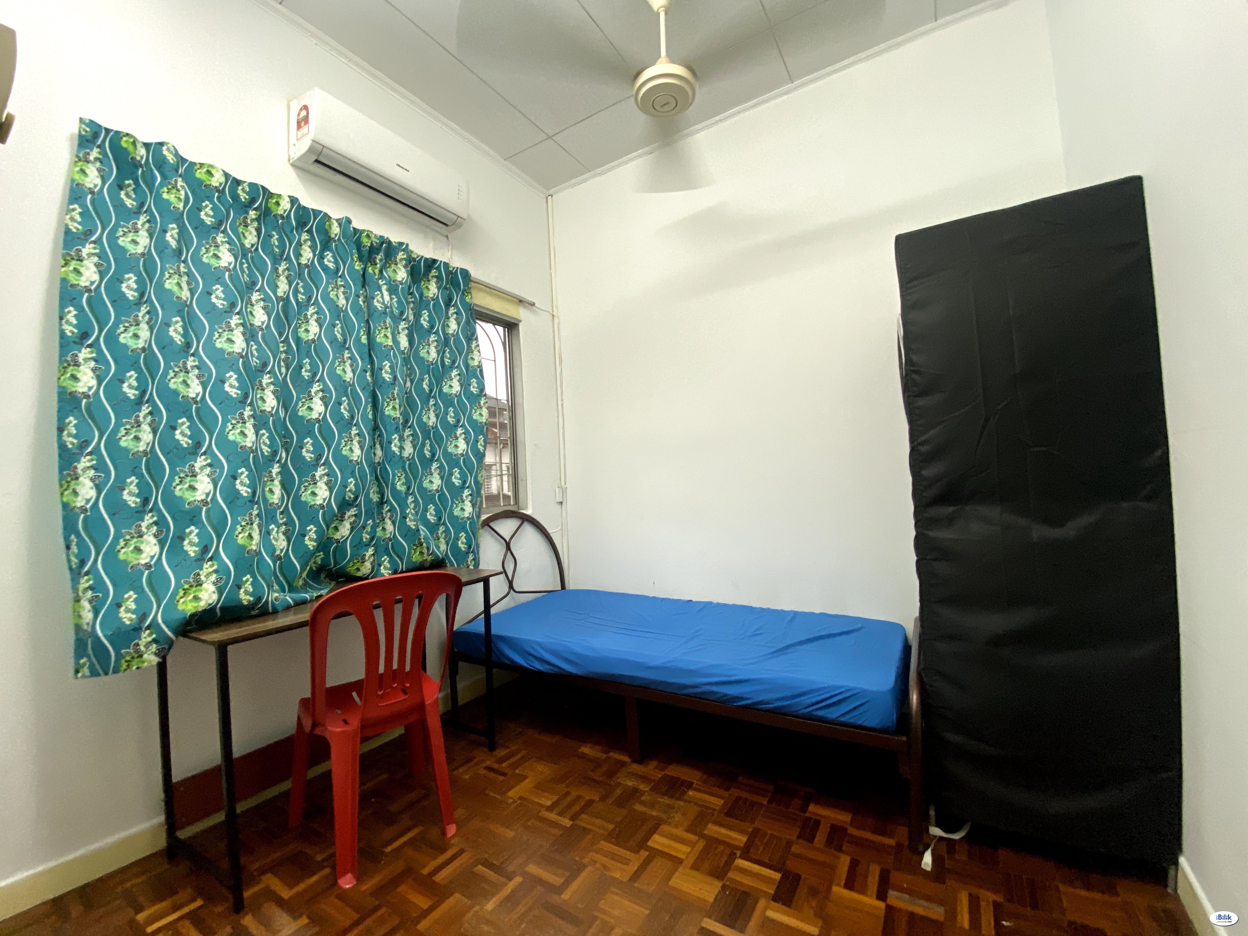 🚶‍♂️WALKING DISTANCE TO LRT STATION🚶‍♂️ ✨LOW DEPO & LIMITED ROOM FOR RENT IN SUBANG JAYA AREA✨ - Image 1
