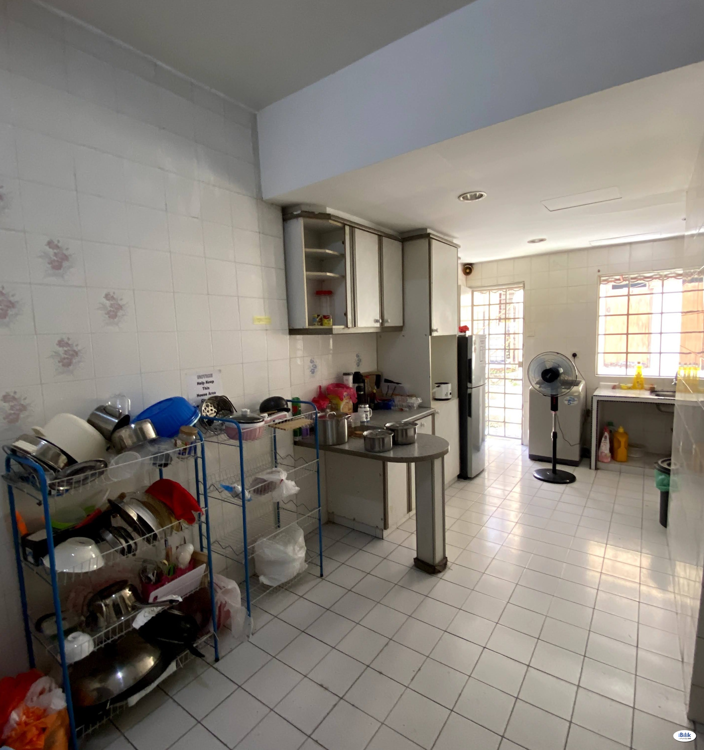 🚶‍♂️WALKING DISTANCE TO LRT STATION🚶‍♂️ ✨LOW DEPO & LIMITED ROOM FOR RENT IN SUBANG JAYA AREA✨ - Image 2