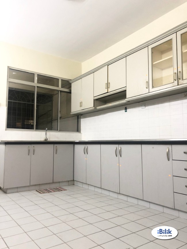1 Month Deposit ⚠️⚠️ Single Room for rent 🚇🚇 Walking LRT SS18 - Image 2