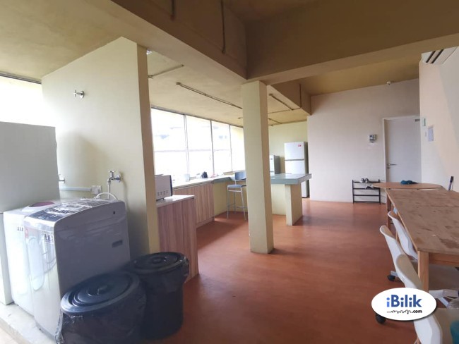1 Month Deposit !! Low Rental. Middle Room at SS15- Subang Jaya - Image 2