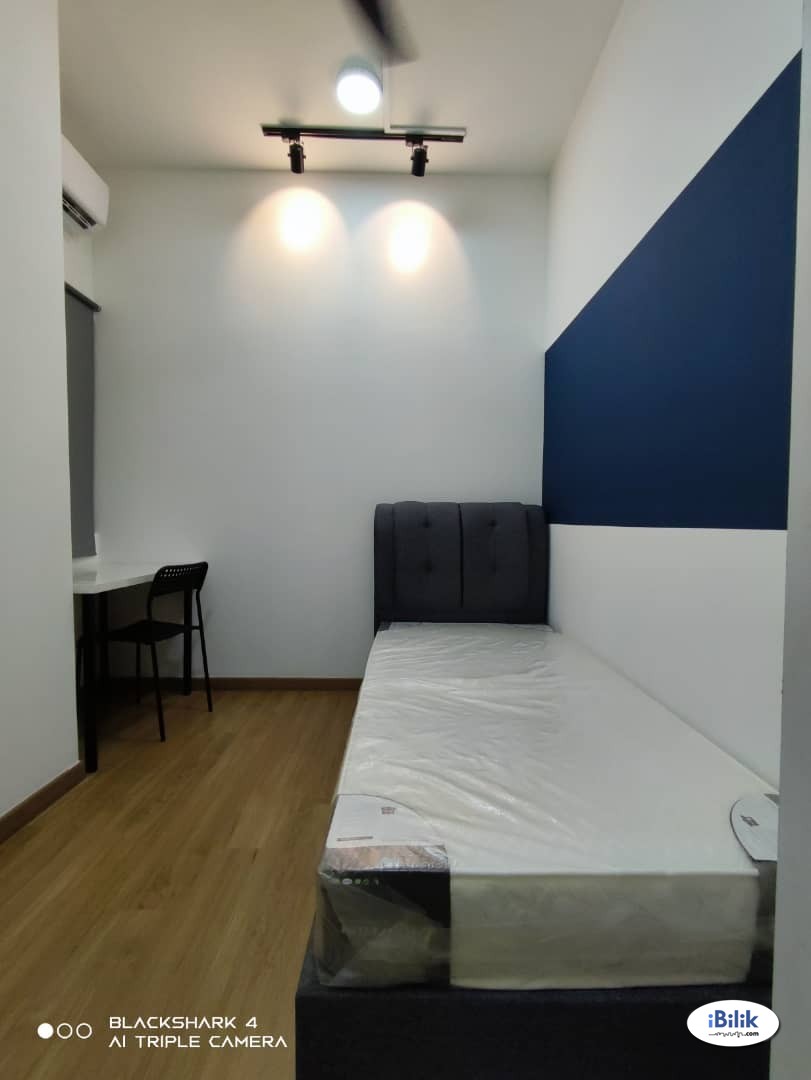 Middle Room at Shah Alam, Selangor - Image 4