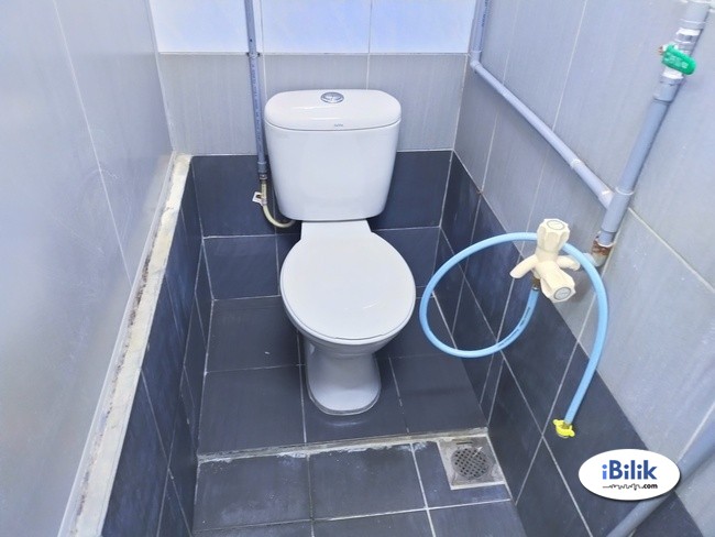 intimate Taman Maluri @ Cheras (Walking Distance to LRT & MRT Stataion + Aeon Mall) - Image 3