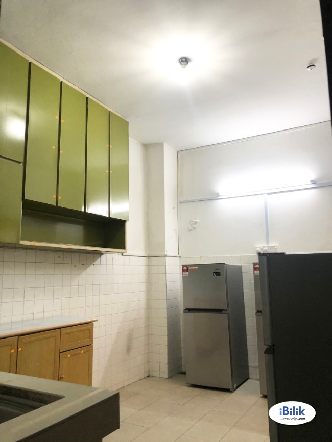 RENT 0% Deposit ~ Single Room Taman Wawasan, Pusat Bandar Puchong - Image 2