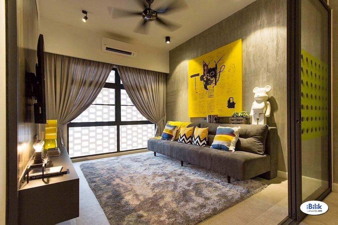 Middle Room at Bandar Sunway, Petaling Jaya - Image 2