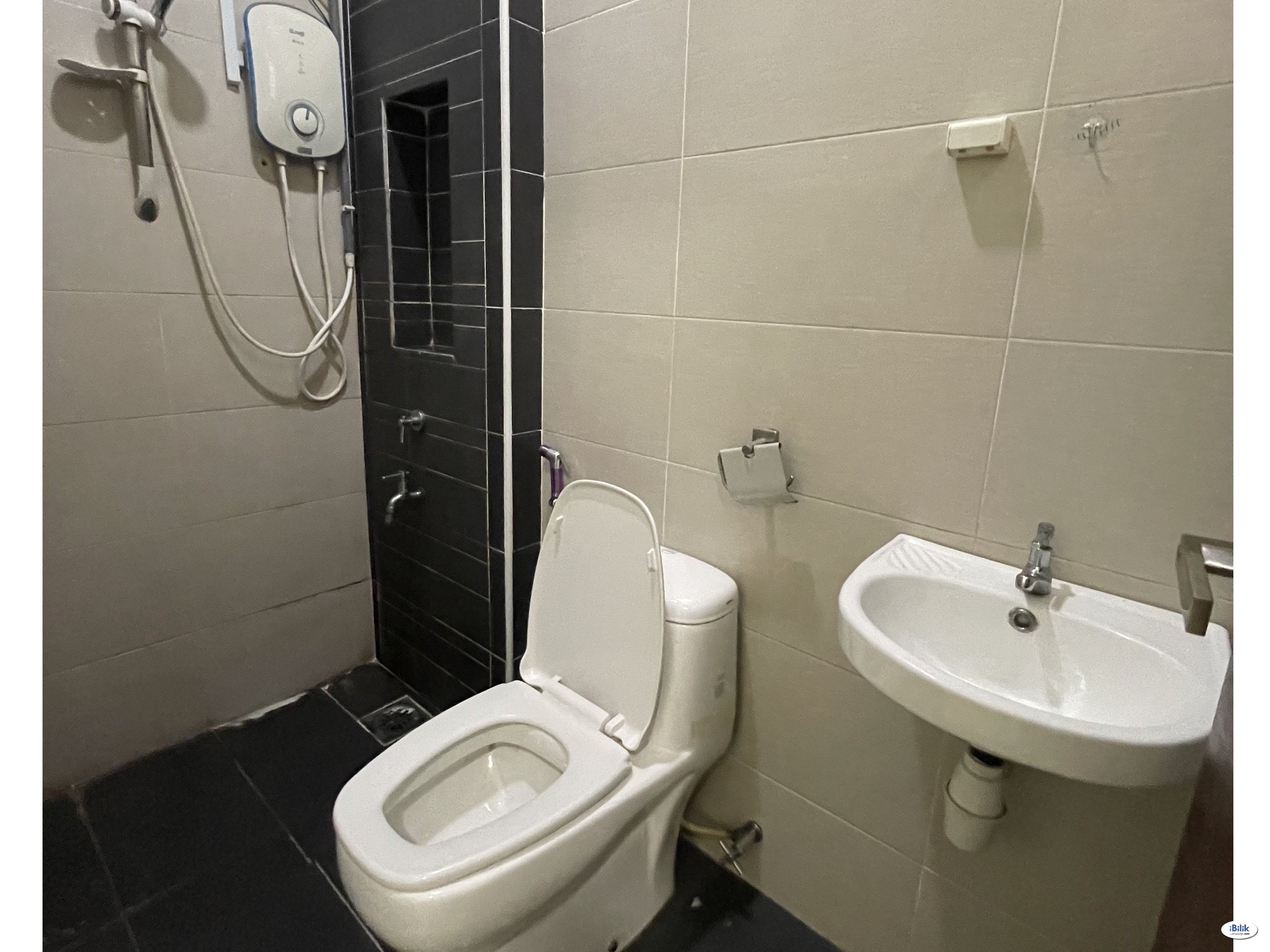 ZERO DEPOSIT! Middle Room at Kota Kemuning, Shah Alam, Selangor - Image 2