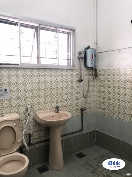 convenience %Zero Deposit. Free Shuttle Bus. Middle Room at PJS 9- Bandar Sunway - Image 3