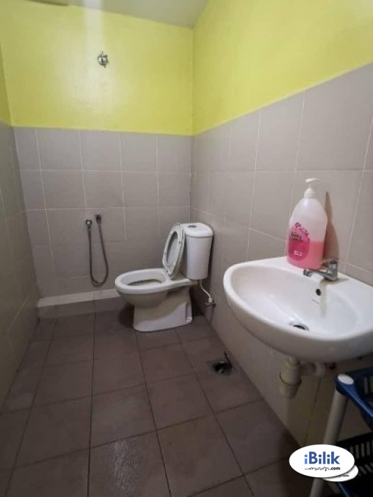 Best Offer ONE Month Deposit.. Medium Room for rent Kota Damansara PJ - Image 3