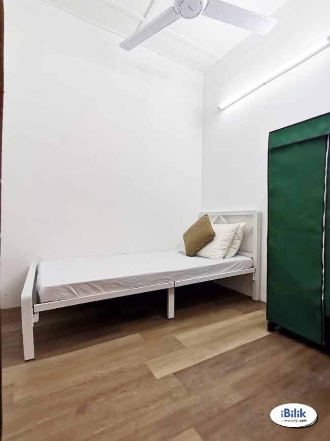 Single Room at PJS 10, Bandar Sunway. Walking distance BRT Station - Image 1