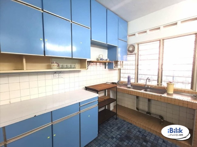 Single Room at PJS 10, Bandar Sunway. Walking distance BRT Station - Image 2
