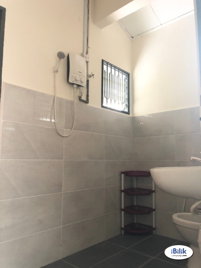 comfortable 0% Deposit ~ Single Room Taman Wawasan- Pusat Bandar Puchong - Image 3