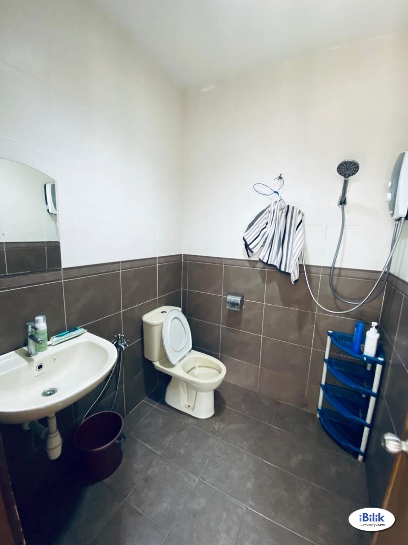 Single Room at Pelangi Utama, Bandar Utama - Image 1