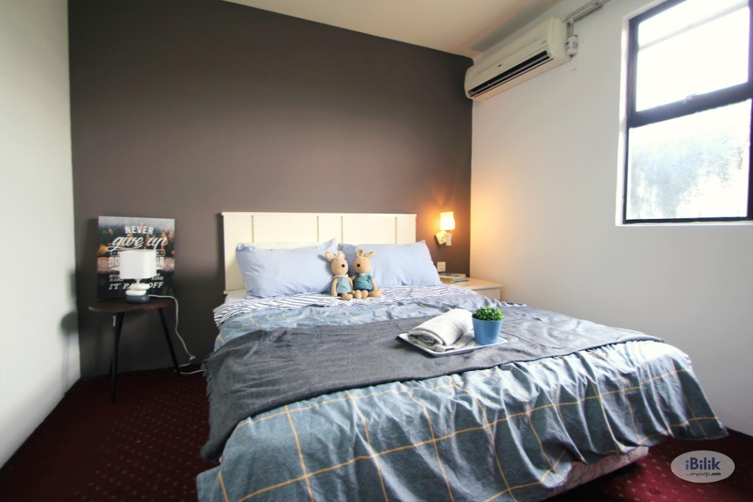 ZERO DEPOSIT - MEDIUM ROOM ATTACHED IWTH PRIVATE BATHROOM - WALKING DISTANCE TO LRT STATION & IOI MALL - Image 3