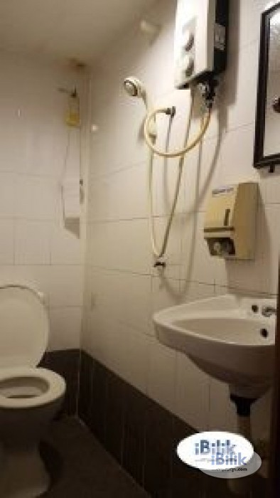 Immediately Move In~ Near public transport Surian MRT! - Image 3