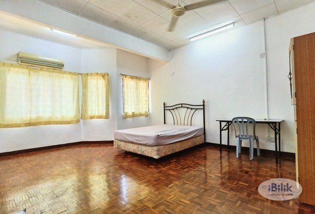 Best Offer Master Room Zero Deposit Weekly Cleaning @ BU4 - Image 1