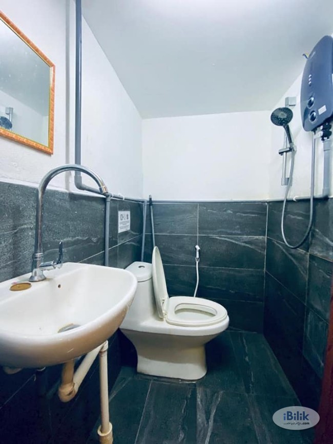 comfortable Urgent Move IN. 1 Furnished Room 1 Bathroom at Kota Damansara - Image 3