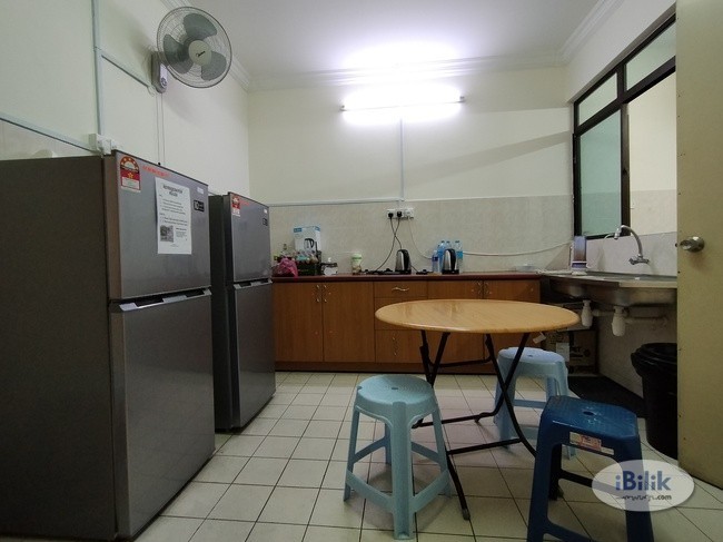 Single Room Zero Deposit Weekly Cleaning @ BU7 - Image 2