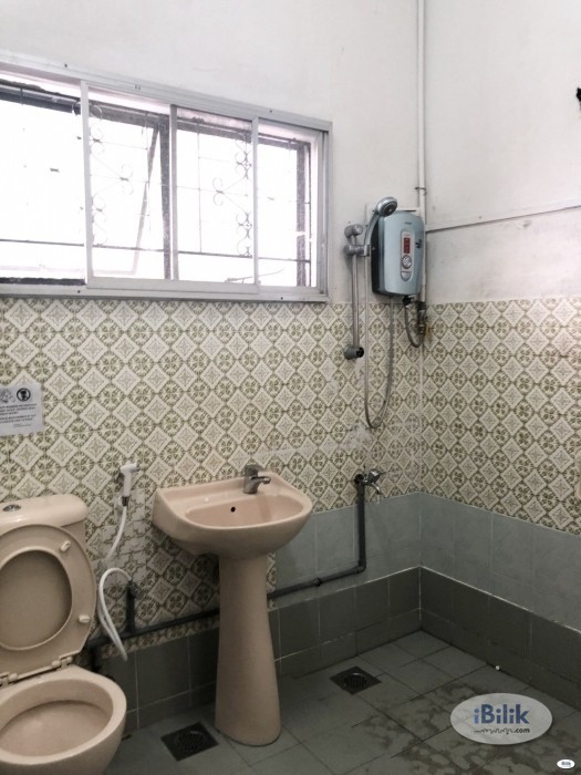 convenience %Zero Deposit. Free Shuttle Bus. Middle Room at PJS 9, Bandar Sunway - Image 3