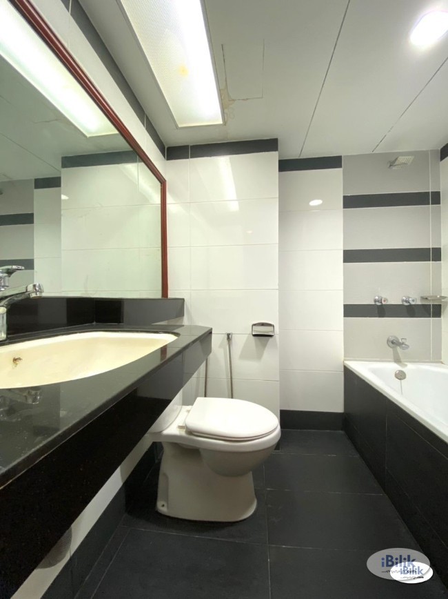 comfortable Master Room at Chow Kit, KL City Centre - Image 3