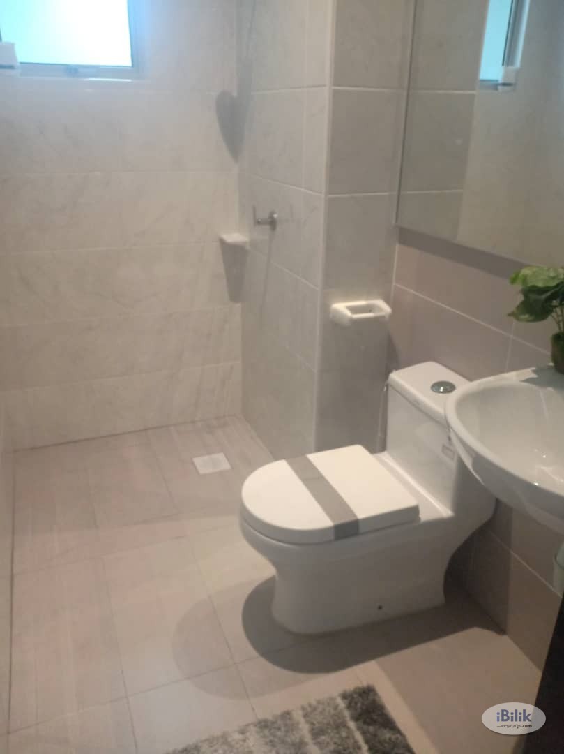 NEAR CIQ: Amazing Medium Room at SKS Habitat @Larkin, Johor Bahru - Image 3