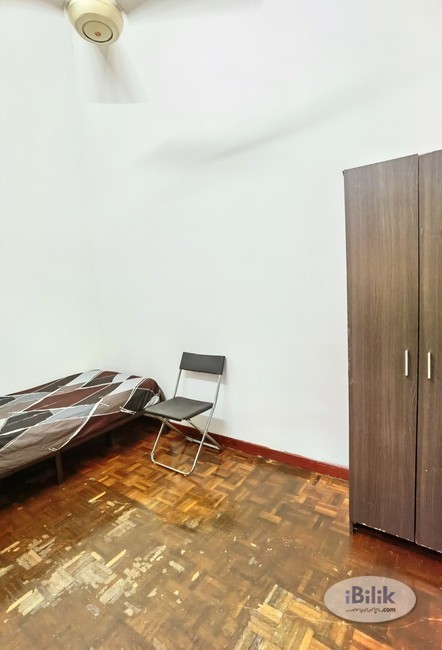 cushy Single Room Zero Deposit Weekly Cleaning @ BU7 - Image 1