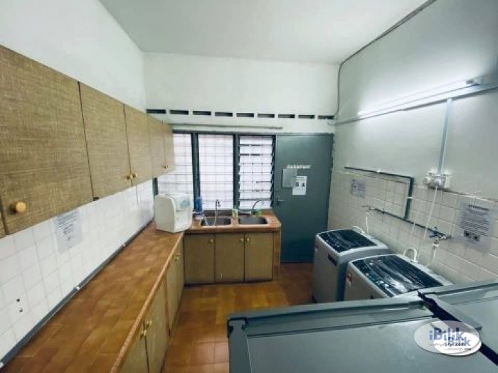 Cozy Zero Deposit !! Single Room at TTDI- Kuala Lumpur Near MRT Station - Image 2