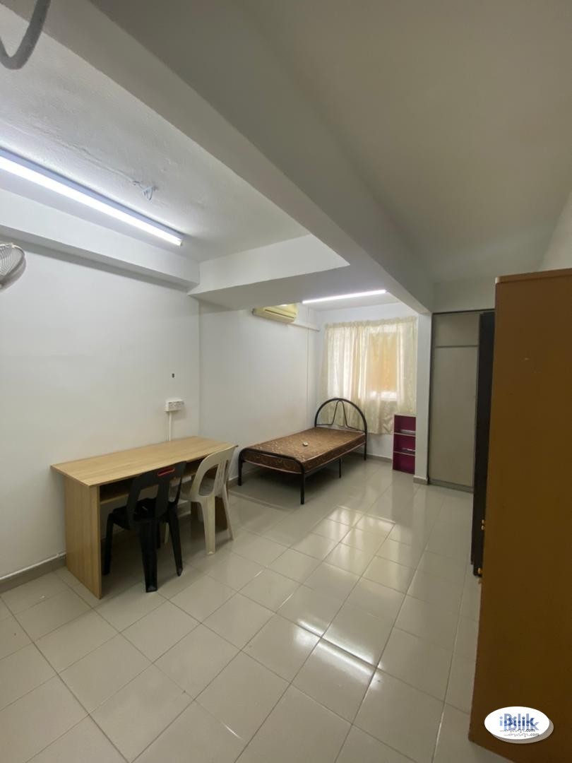 🚩LOW DEPOSIT ROOM FOR RENT IN SS15 SUBANG JAYA 🚩WALKING DISTANCE TO SS15 LRT STATION🚅 - Image 1