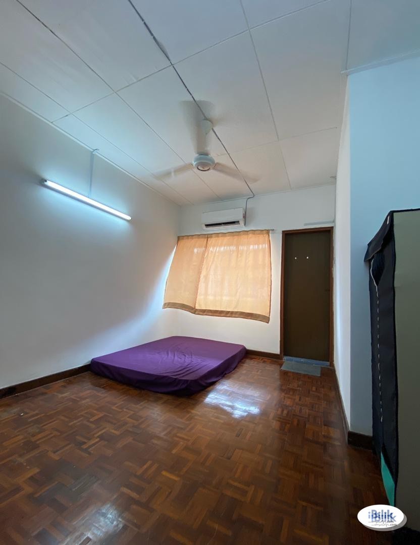 🙆‍♀️Middle Room at Damansara Intan, Petaling Jaya🙆‍♀️ - Image 1