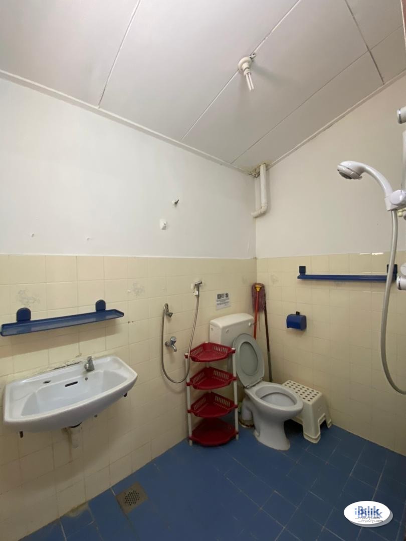 🙆‍♀️Middle Room at Damansara Intan, Petaling Jaya🙆‍♀️ - Image 2