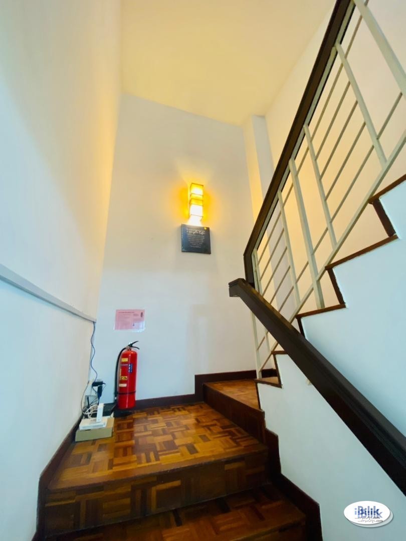 SINGLE ROOM NEAR ONE UTAMA AND MRT !! - Image 2