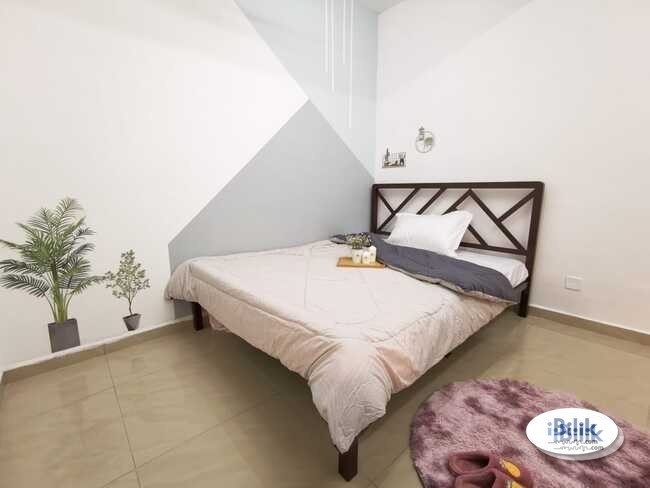 Cozy FREE ONE MONTH RENTAL!!AT SEAPARK -WALKING TO LRT TAMAN PARAMOUNT - Image 1