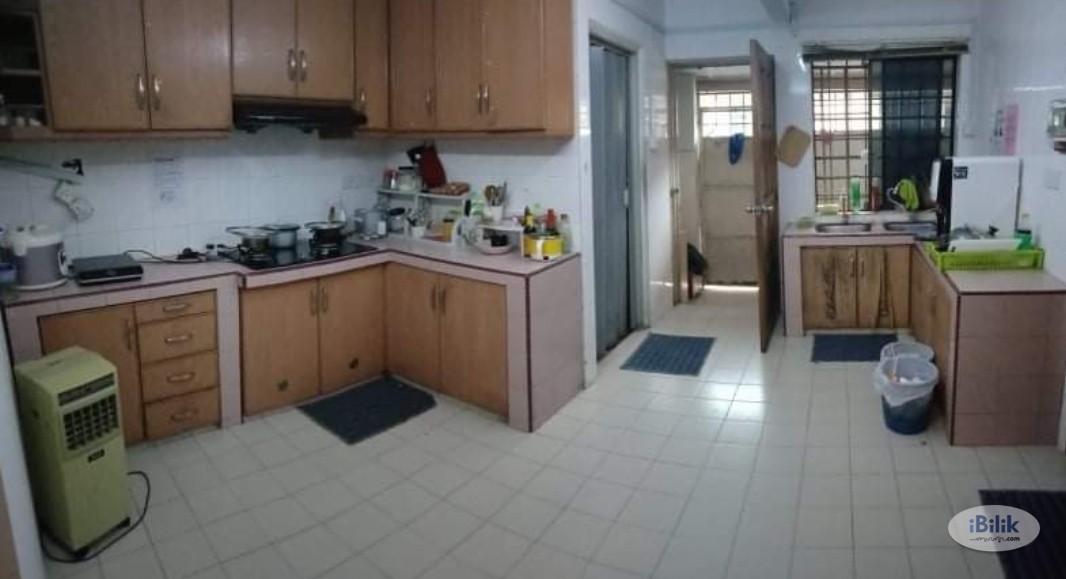 ZERO DEPOSIT ATTACHED SHARING ROOM - Image 3