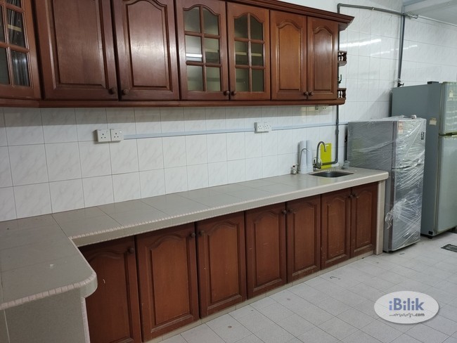 cushy Bandar Puchong Jaya - Female Unit (Newly Renoavated & Furnished)! - Image 2