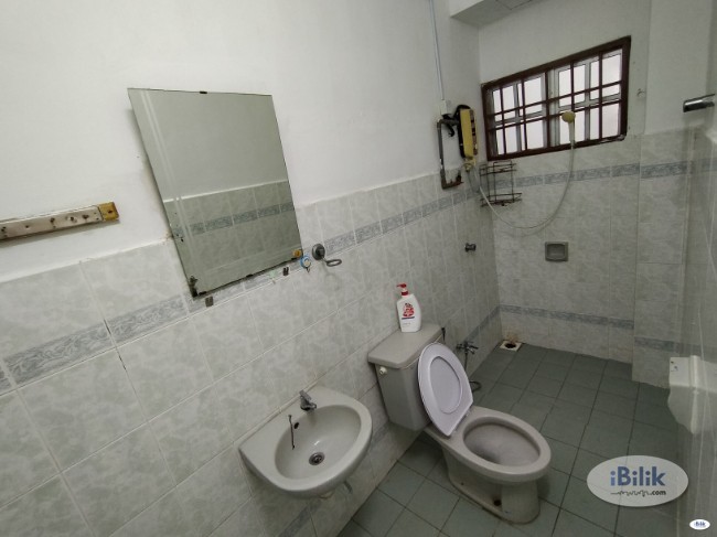 NO DEPOSIT !! Middle Room at PJS 9, Bandar Sunway - Image 3