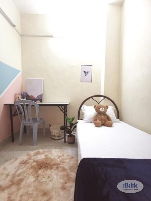 1 Month Deposit ~ Fully Furnished Single Room at Bandar Utama !! - Image 1