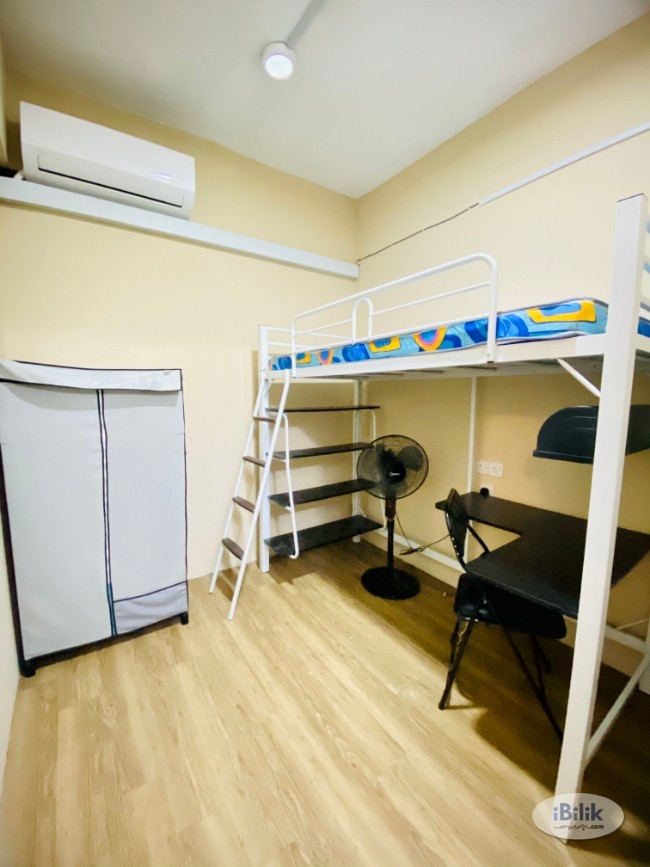 1 Month Deposit ~ Walking Distance LRT Kelana Jaya Room in SS4 For Rent - Image 1
