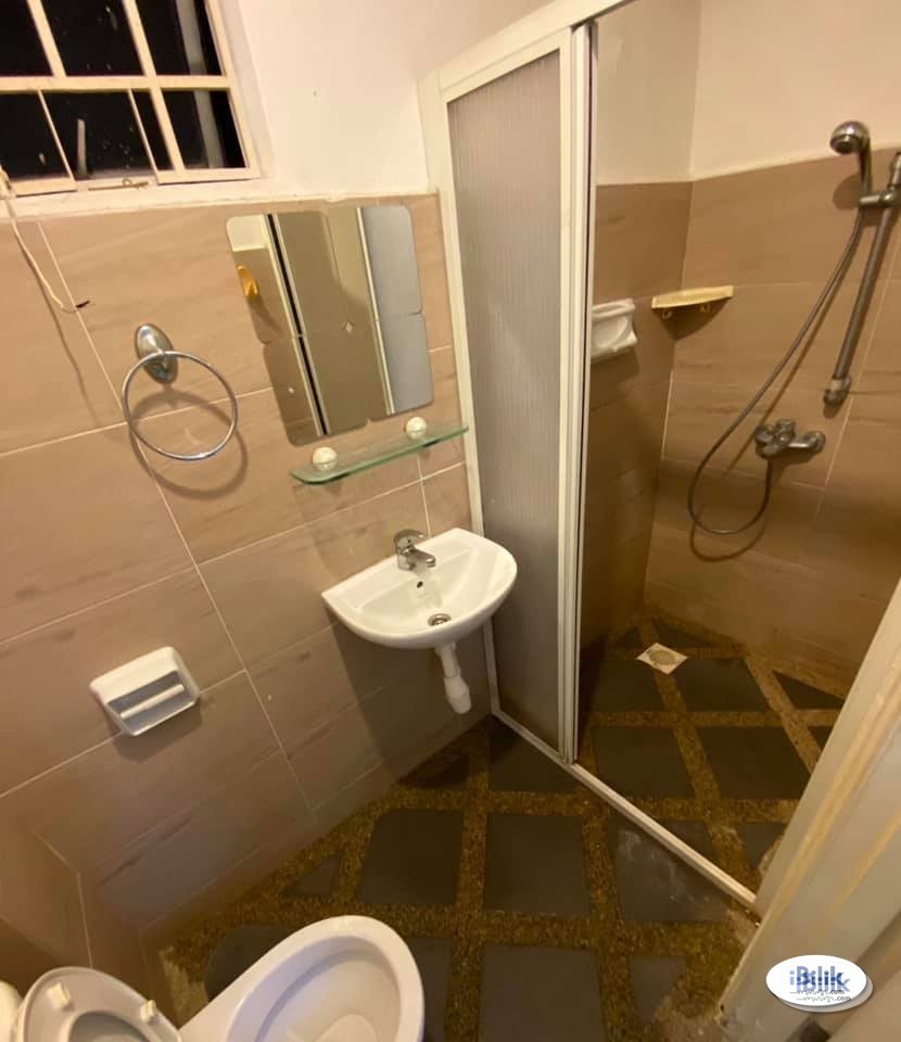 RM1 FOR 2nd MONTH ⚡ Single Room at Bandar Utama, Petaling Jaya with WI-FI - Image 1