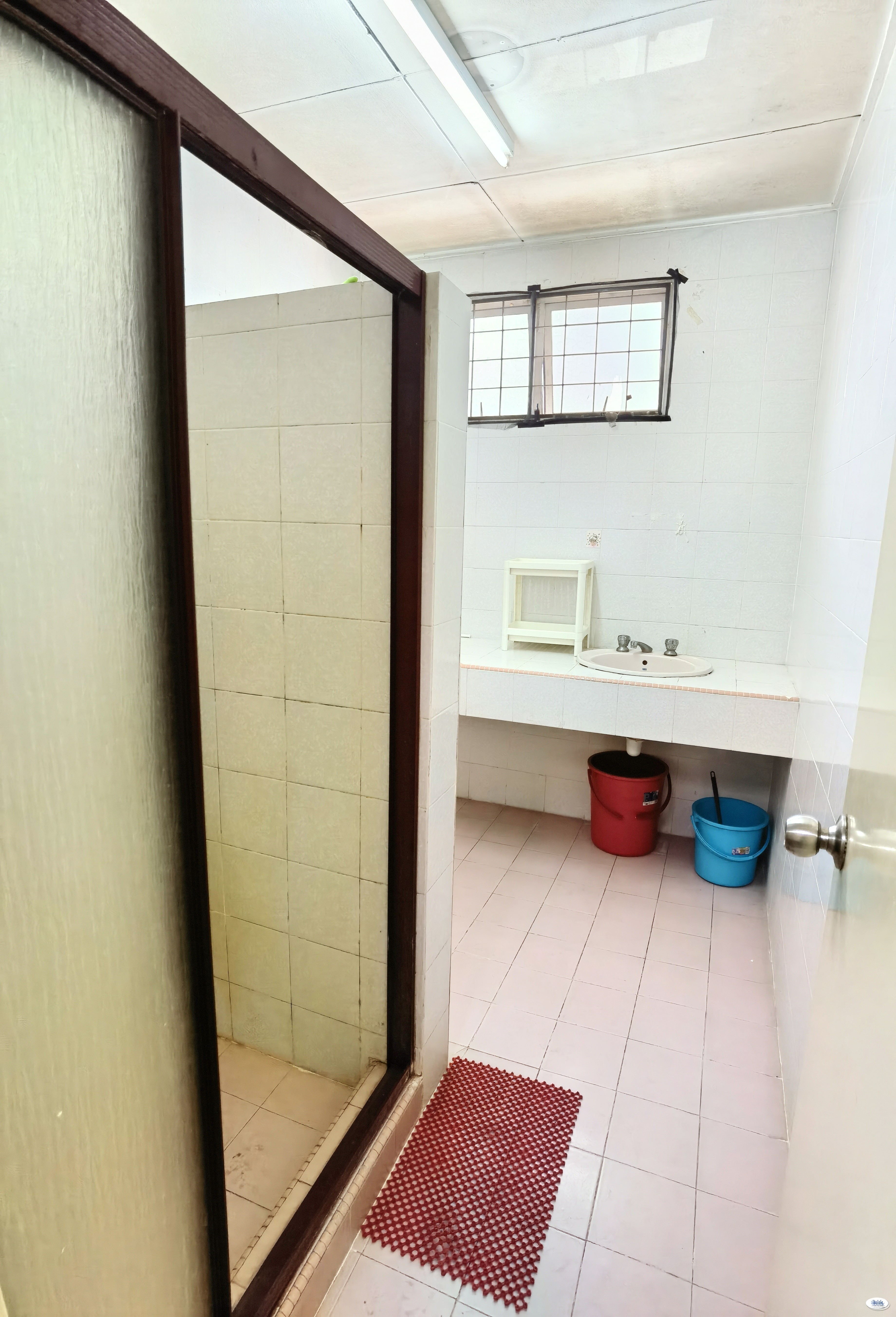 Master Room at BU10, Bandar Utama - Image 3