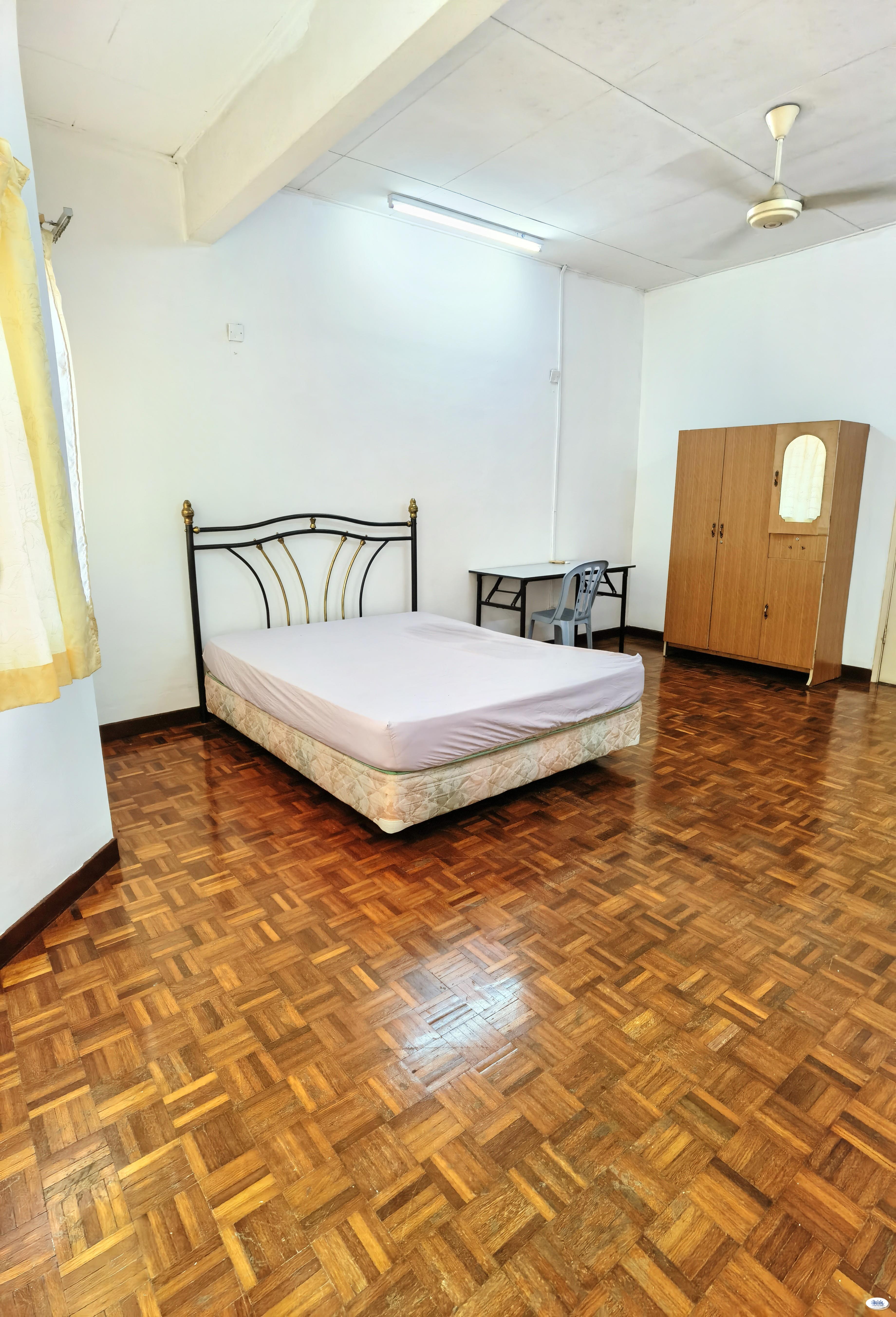 Master Room at BU10, Bandar Utama - Image 2