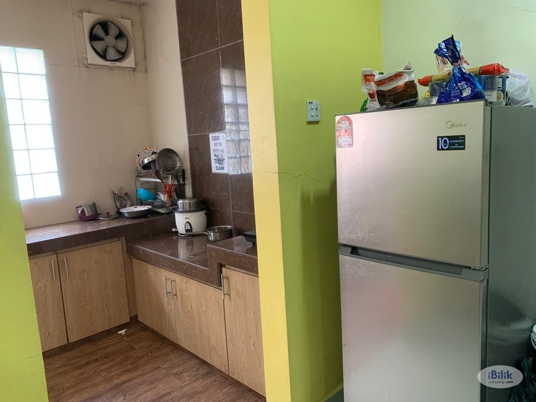 1 MONTH DEPOSIT SINGLE ROOM IN TAMAN WAWASAN, MAYBANK BANDAR PUTERI PUCHONG, COLUMBIA ASIA HOSPITAL, TAMAN PERINDUSTRIAN - Image 1