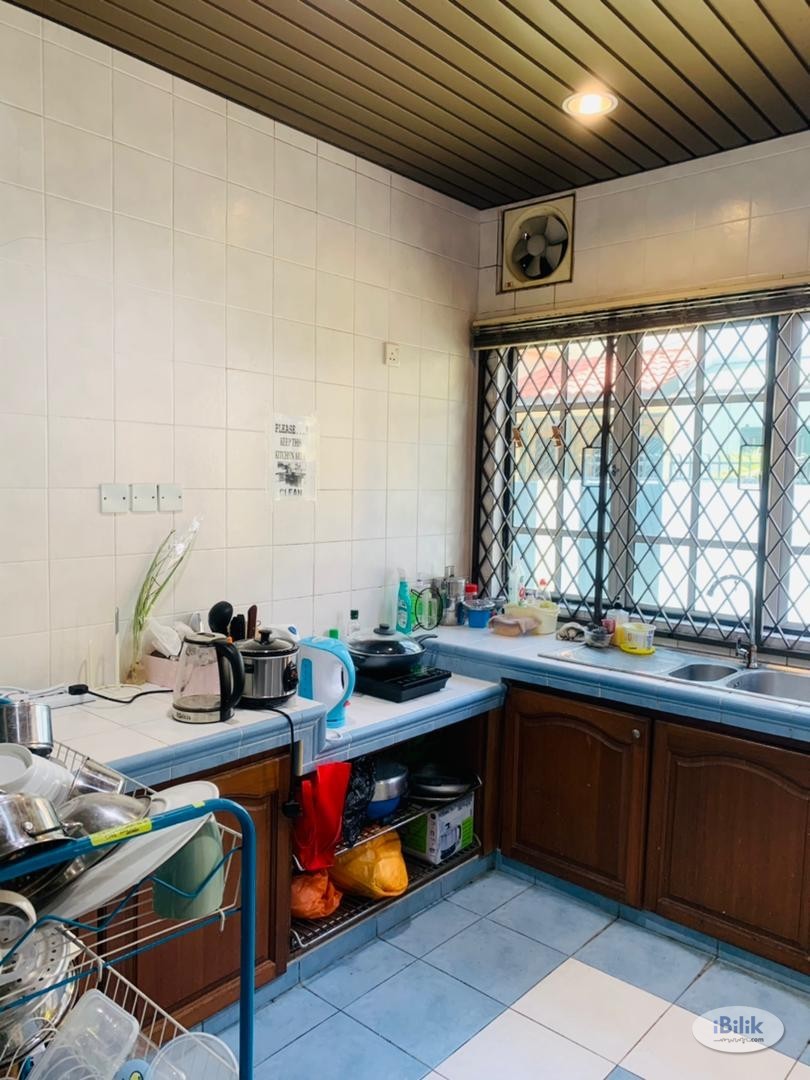 1 MONTH DEPOSIT SINGLE ROOM IN TAMAN WAWASAN, SETIAWALK MALL, IOI MALL PUCHONG , IOI BUSINESS PARK, KENARI PUCHONG - Image 2