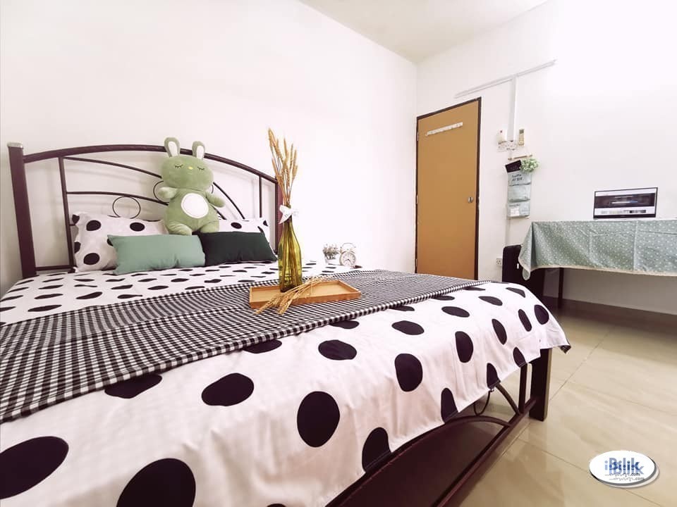 Middle Room at PJS 10, Bandar Sunway with 5Mins ? to Sunway Pyramid / Sunway Uni - Image 1