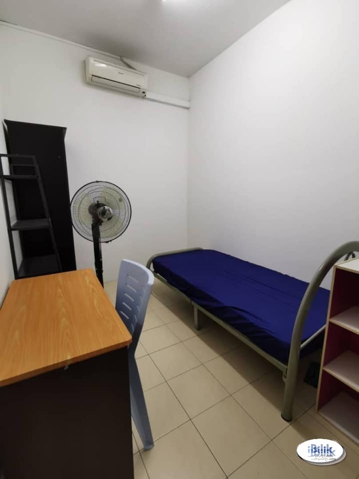 📢 Newly Refurbished Middle Room Unit 🏘️ for rent at Taman Connaught , Cheras 🏘️ - Image 1