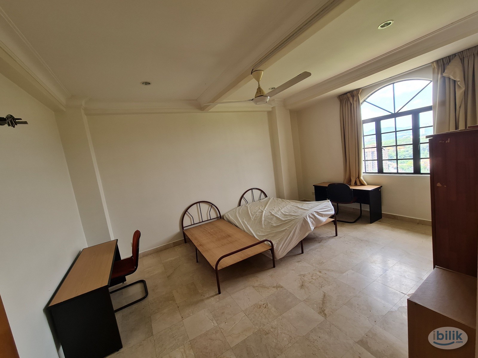 Flora Green Condo  - Image 4