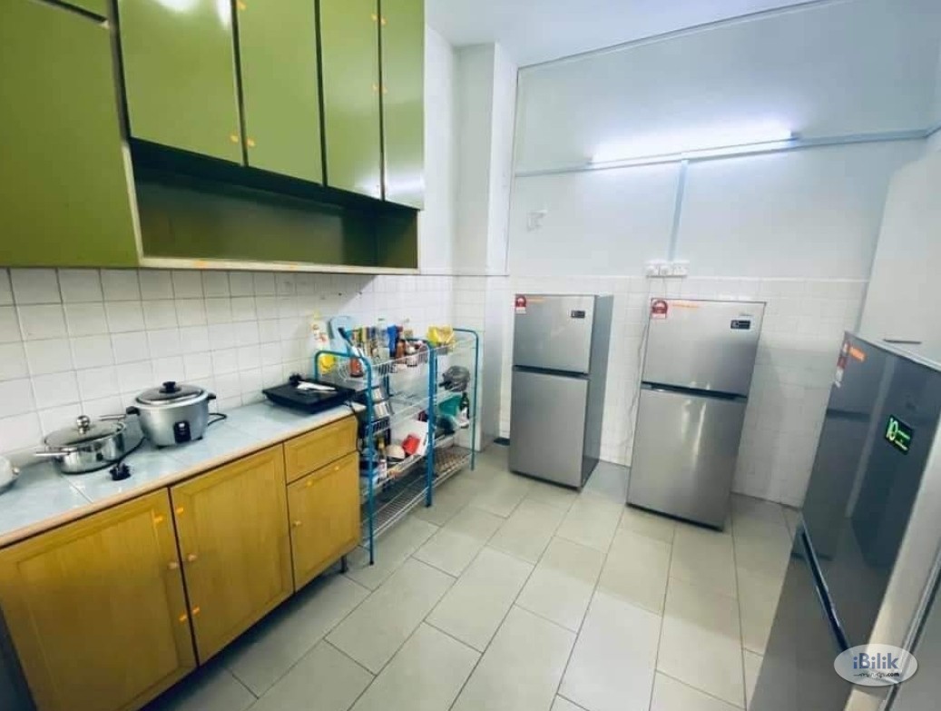 Walking distance lrt low Deposit Room For Rent - Image 3