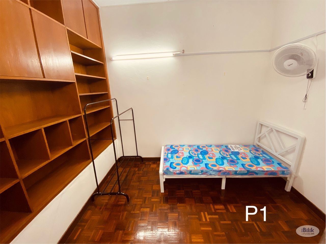 Middle Room at SS2, Petaling Jaya - Image 1
