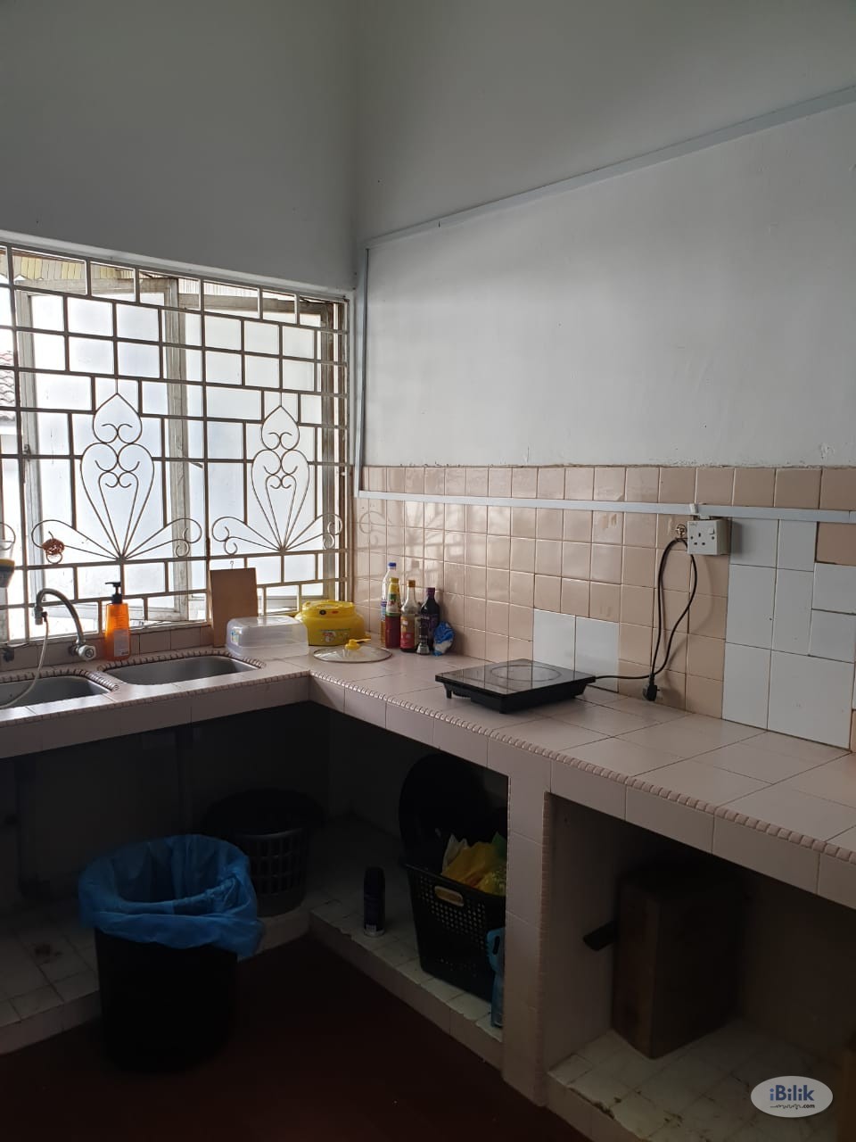 Middle Room at SS2, Petaling Jaya - Image 1